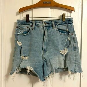 Abercrombie & Fitch High Rise 4in Shorts